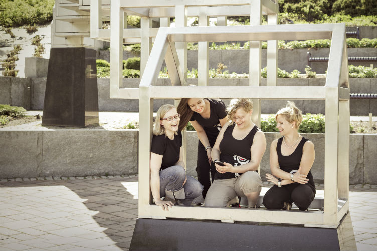 Miksi Facebook-markkinointivalmennukseen kannattaa lähteä? Kokosimme viisi hyvää perustelua sinulle, joka et vielä tee Facebook-markkinointia ja mietit digimarkkinoinnin aloittamista.