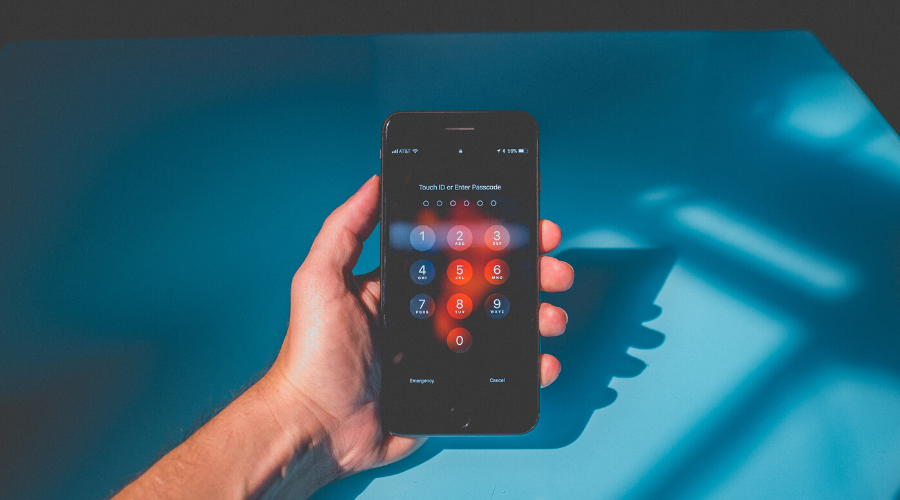 Pahimmissa painajaisissa laite kuin laite murretaan auki -blogitekstin kansikuva