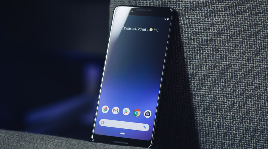 Matkijanarhi puhelimessa - Mielikuvitus rajana eika aina sekaan blogitekstin kansikuva